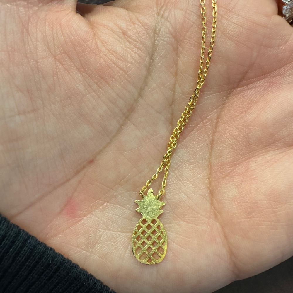 Gold Pineapple Pendant Necklace